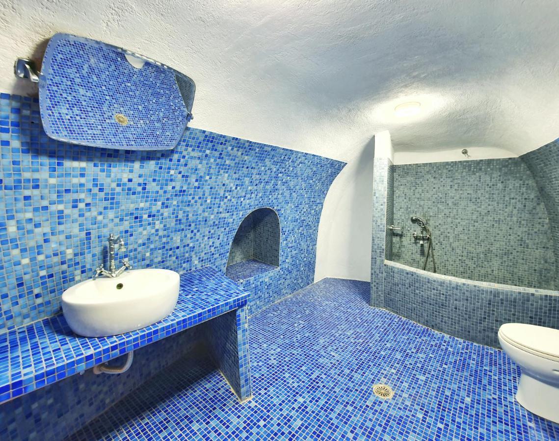 Navita Cave Houses Fira  Extérieur photo