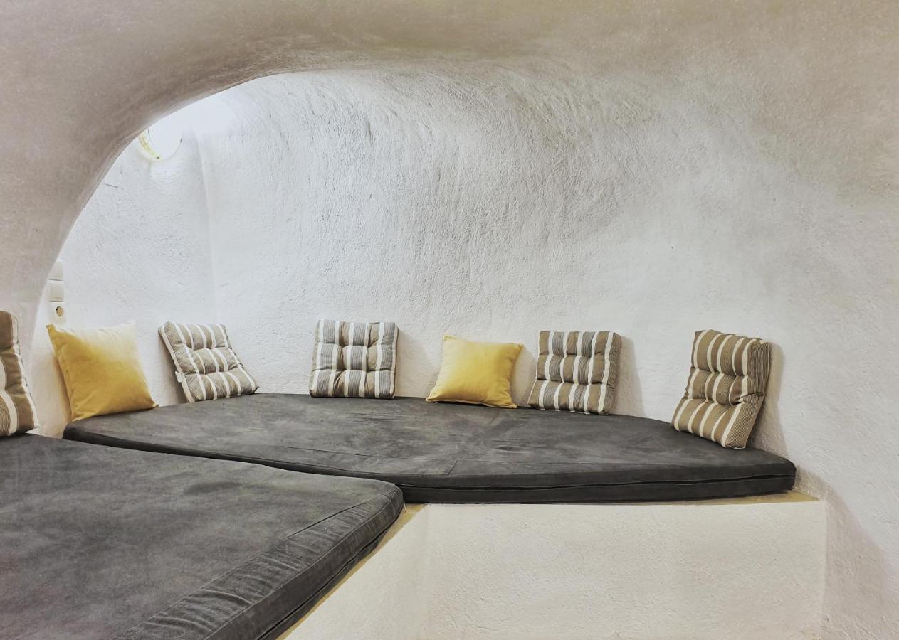 Navita Cave Houses Fira  Extérieur photo