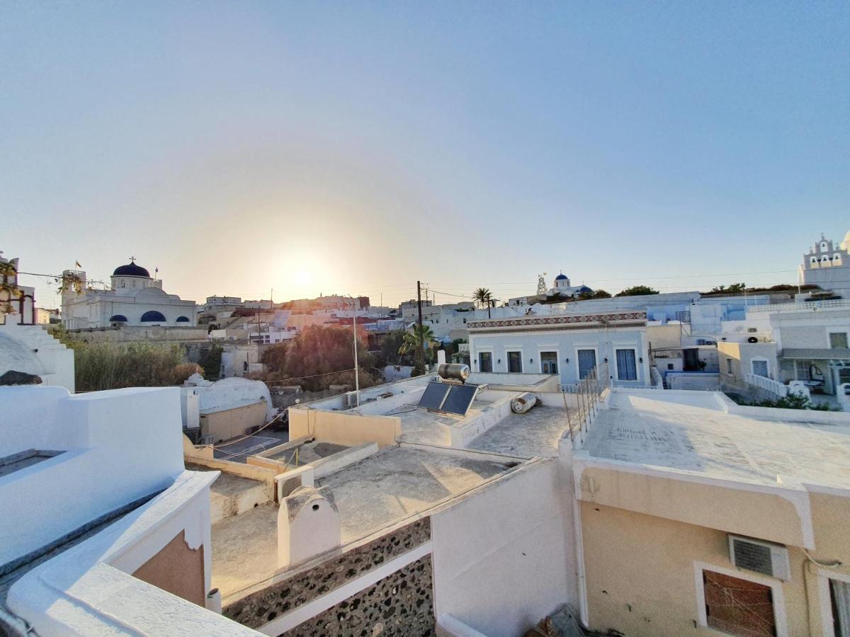Navita Cave Houses Fira  Extérieur photo